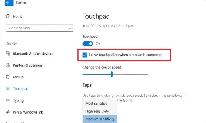 Cách giữ Touchpad hoạt động khi chuột ngoài được kết nối trên laptop