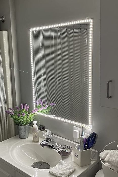 A reviewer's image of the bathroom mirror in use.