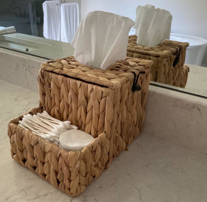 Review photo of the tissue box and basket