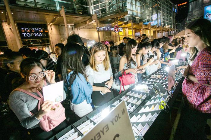 หล่อ สวย เท่ มีสไตล์ ร่วมรวมคนฮิป! ไปเดินตลาดสุดชิคในใจกลางเมือง