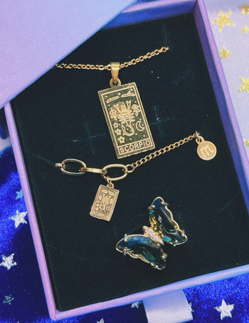 Scorpio-themed zodiac gift set