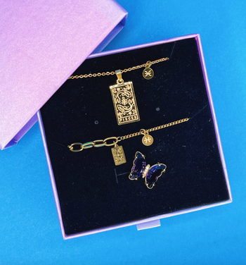 Pisces zodiac gift set