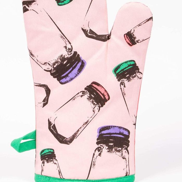 Back of the oven mitt showcasing illustrated spice jars