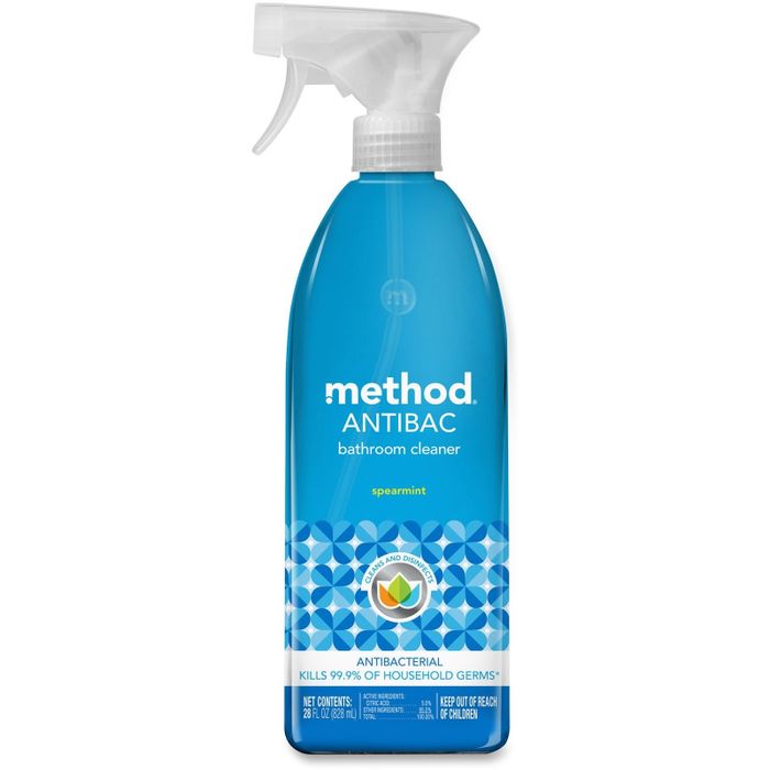 The container holding the cleaning solution