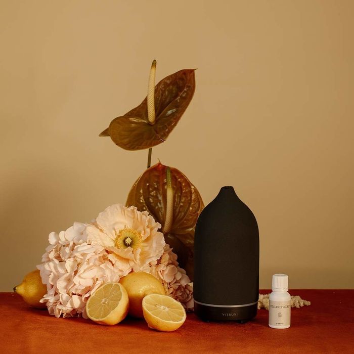 A round diffuser with a pointed top