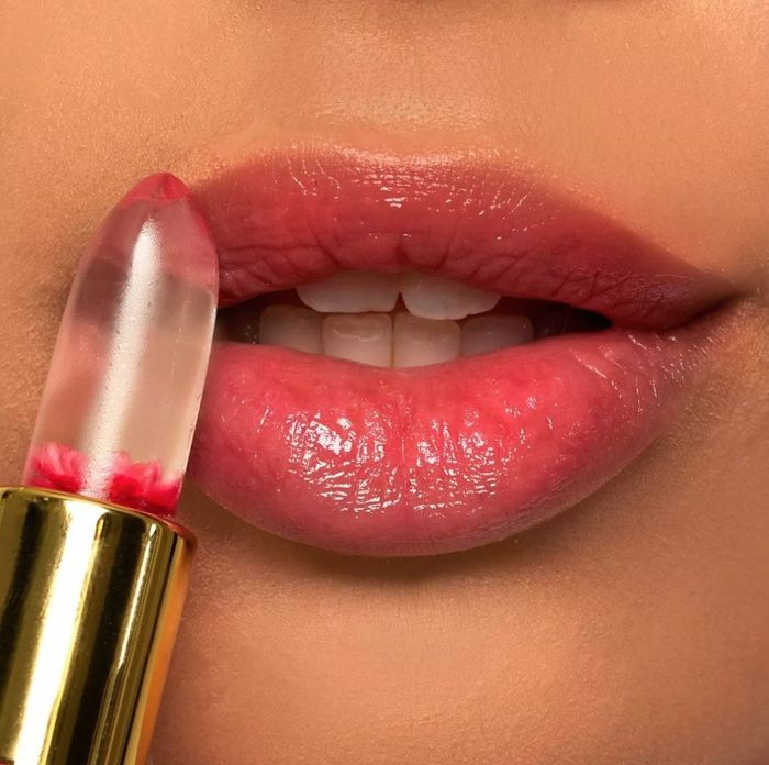 A model wearing the lip stain