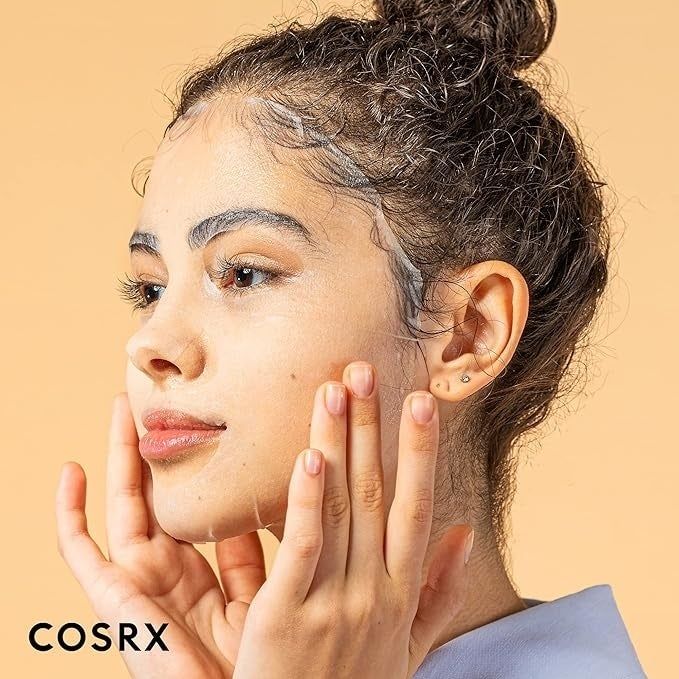 A model wearing the sheet mask