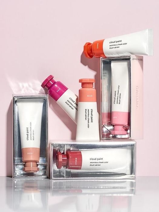 There are six different shades available in their tubes.