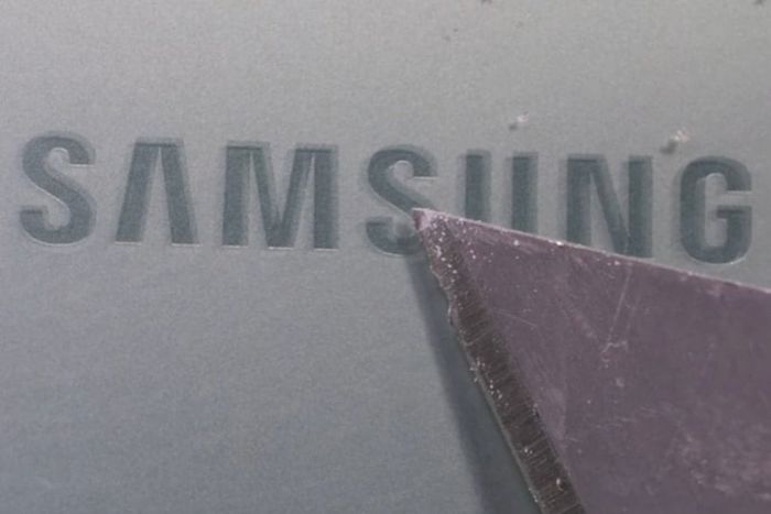 Logo Samsung trên S25 Ultra