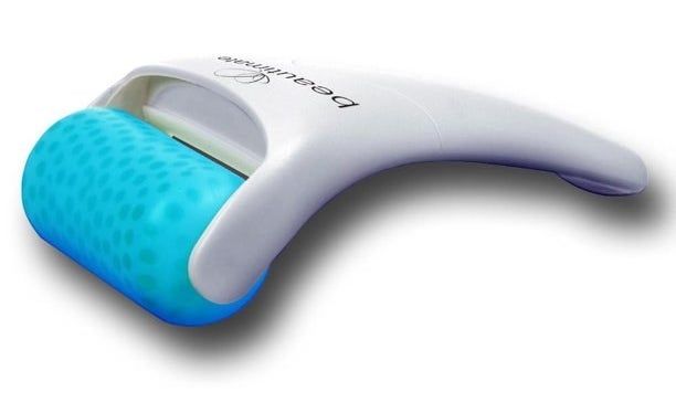 The ice roller with a blue roller and white handle