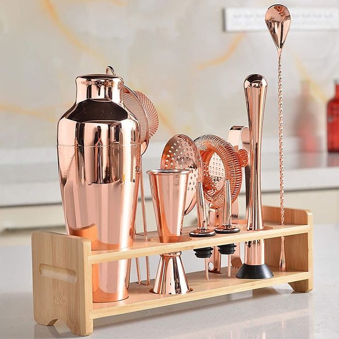 the rose gold barware set