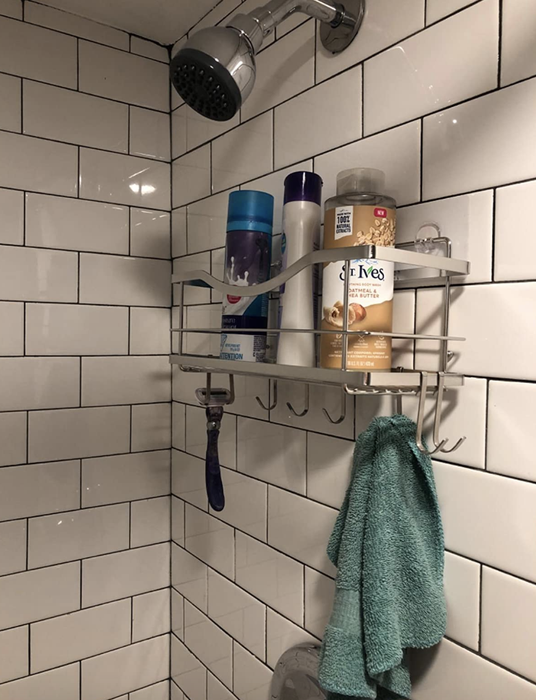 reviewer image showcasing the silver caddy