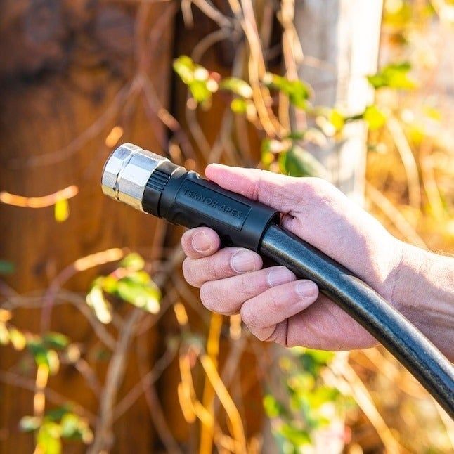 the nozzle on the garden hose