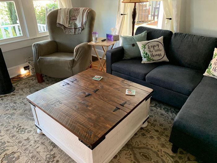 A photo showing the farmhouse coffee table in its full glory.