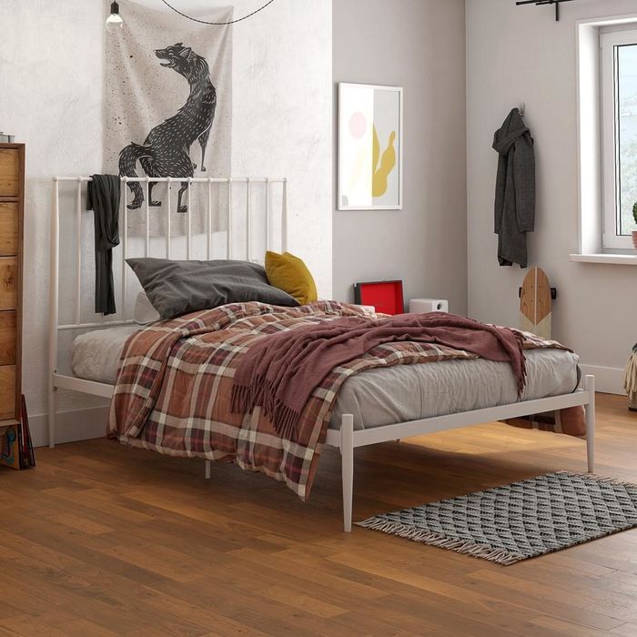 The white metal Nicole Bed