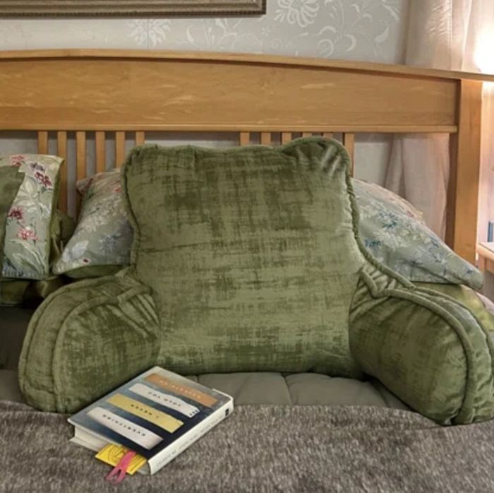 A customer's green backrest pillow