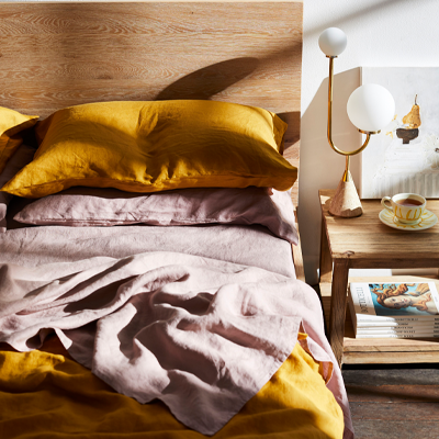 The linen set in turmeric