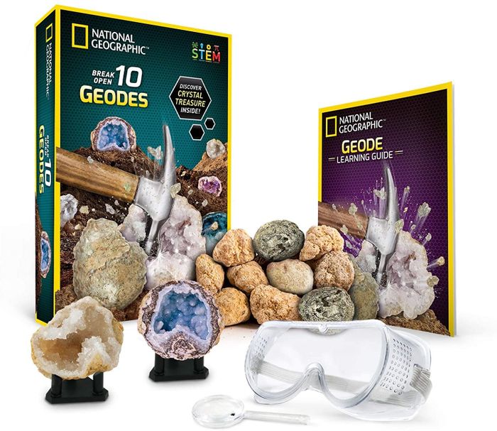 The 10-piece Geode exploration kit.