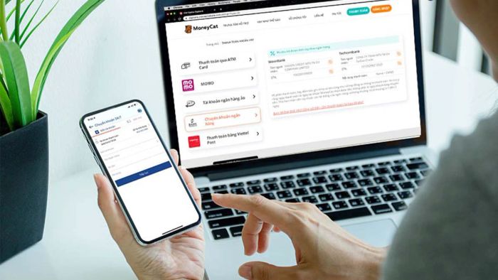 Sử dụng website của đơn vị cho vay để tra cứu thông tin khoản vay