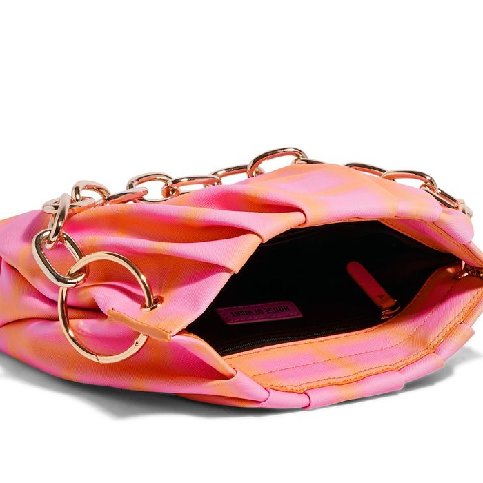 The inside view of the clutch.