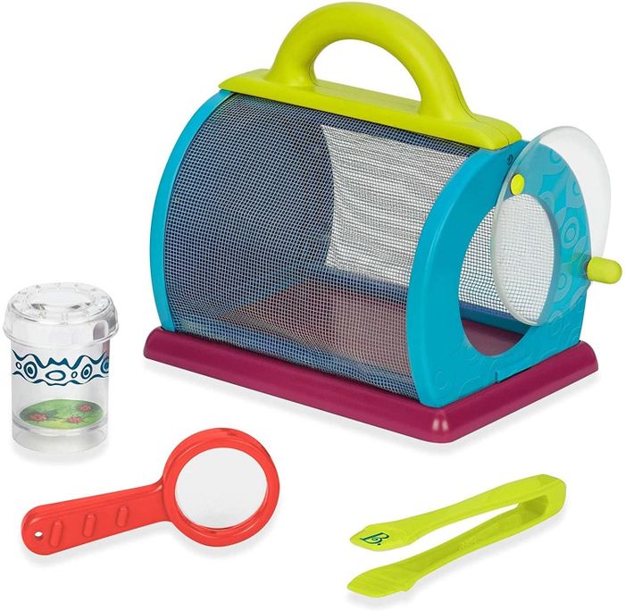 An insect-catching kit complete with a magnifying glass, tweezers, and a bell jar, perfect for any budding bug enthusiast.