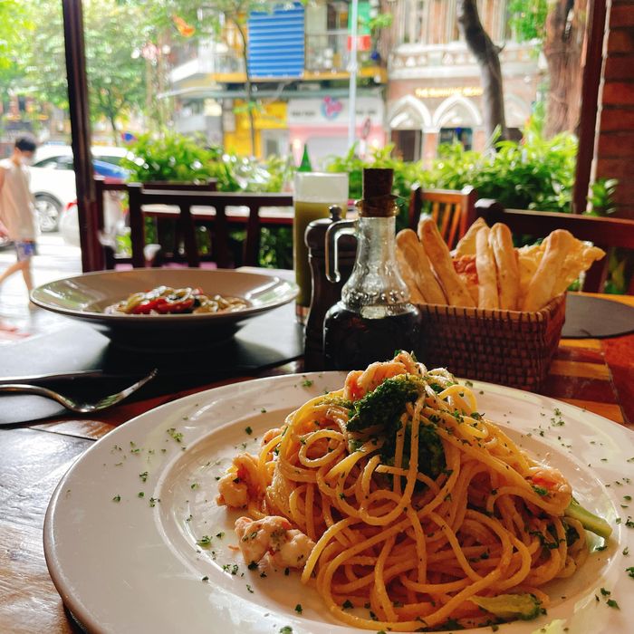 Mediterraneo Italian Restaurant image 2