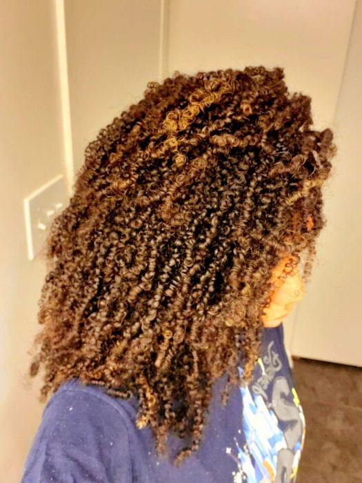 Reviewer's hair transformation after using Eden BodyWorks leave-in conditioner