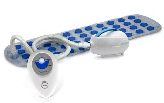 A bathtub bubble bath machine