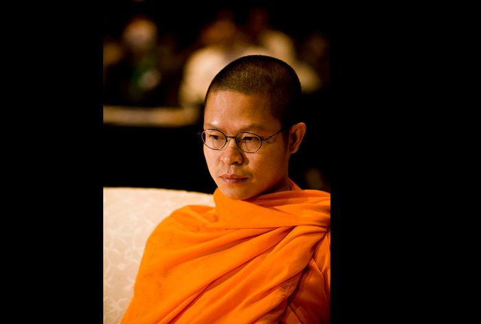 24 ข้อคำสอนจากท่าน ว.วชิรเมธี ที่สะท้อนหลักธรรมและคำแนะนำที่มีประโยชน์ในการดำเนินชีวิต
