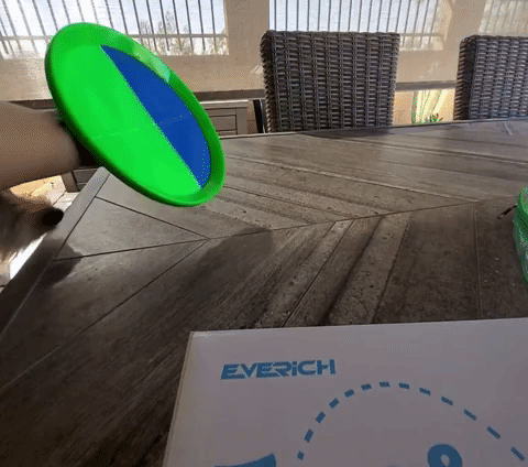 A gif from a reviewer showing the toss and catch ball set in action during play