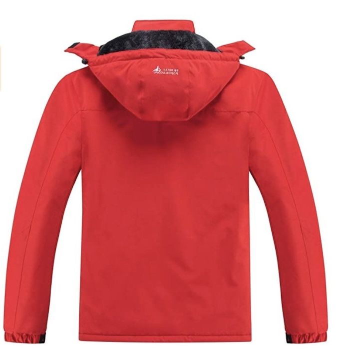 Jacket back in red
