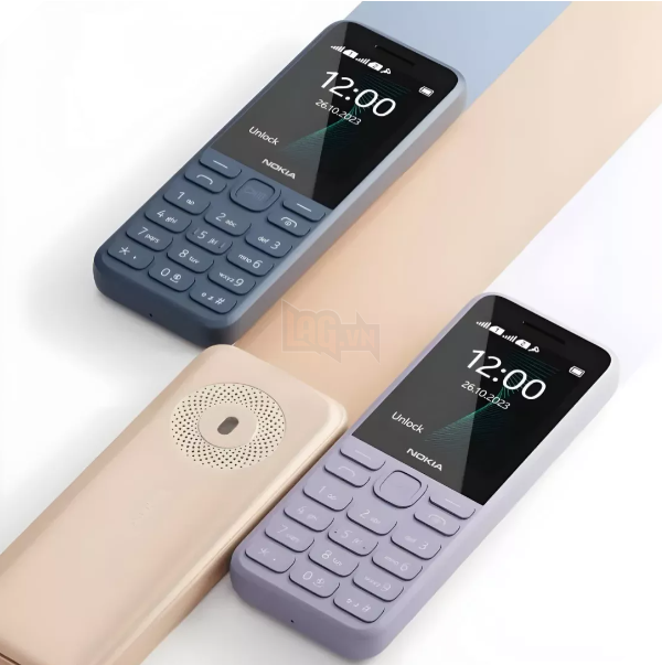 Điện thoại 'cục gạch' đang trở lại thịnh hành khi các bậc cha mẹ ngày càng quan tâm đến vấn đề an toàn trực tuyến cho con em mình.