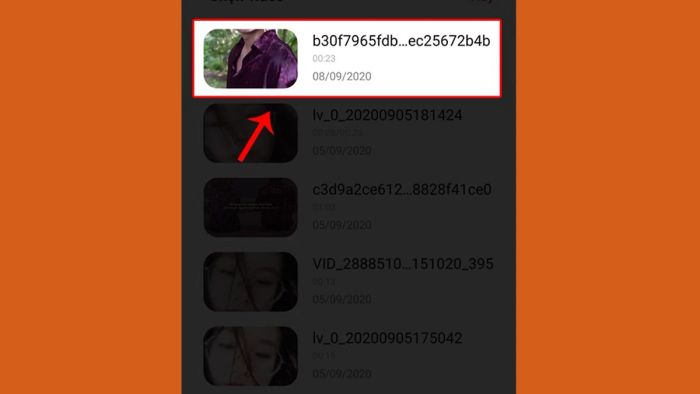 Chọn video TikTok mà bạn đã tải về trước đó.