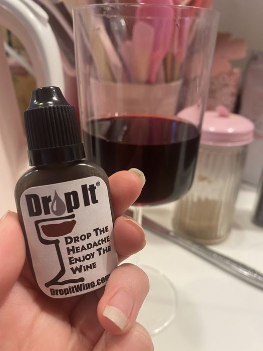 The Drop It bottle in the editor's hand