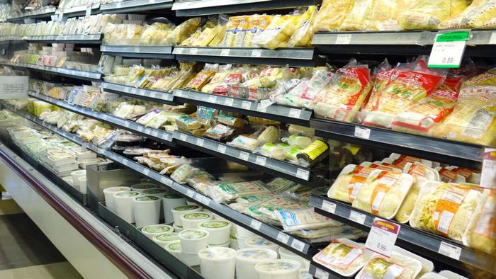 A view down the aisle in a grocery store.