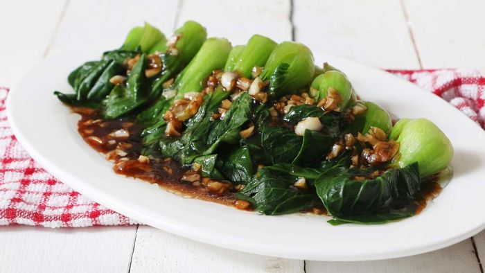A plate of bok choy.