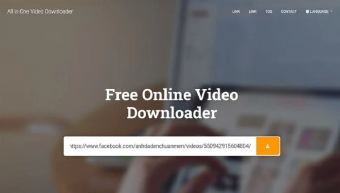 Tải video từ Facebook về máy tính thông qua Extradownloader.com