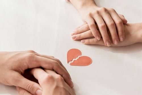 12 chòm sao khi gặp lại tình cũ