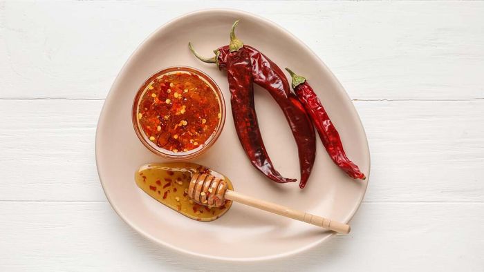 Prepare Hot Honey Using Only Three Simple Ingredients