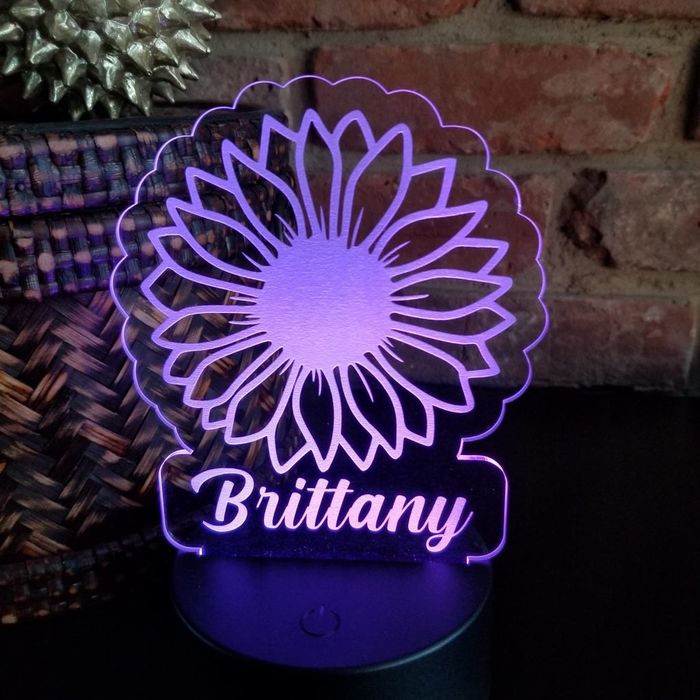 the LED sunflower lamp customized with the name 