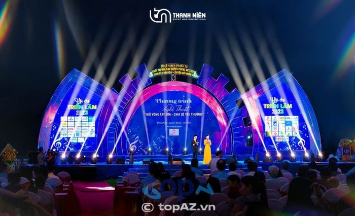 Công ty Thanh Niên Event cung cấp dịch vụ cho thuê màn hình LED tại TP. Quảng Ngãi, đáp ứng nhu cầu của các sự kiện lớn nhỏ.