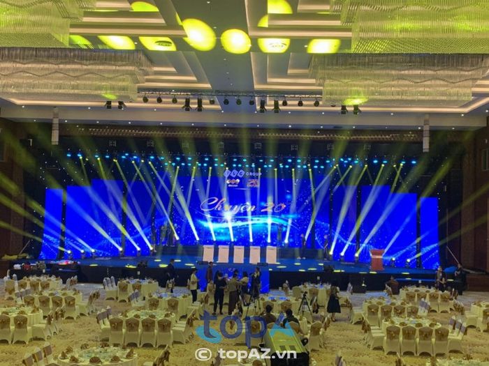 Công ty chuyên cho thuê màn hình LED tại thành phố Phan Thiết, đáp ứng mọi nhu cầu về thiết bị màn hình phục vụ các sự kiện và hội nghị.