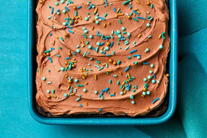 DOUBLE-CHOCOLATE-ZUCCHINI-CAKE