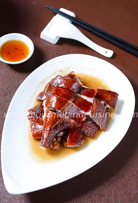 'ซือ ฝาง ไช่' ร้านอาหารฮ่องกงที่เต็มไปด้วยรสชาติความเป็นเจ้าพ่อเซี่ยงไฮ้!