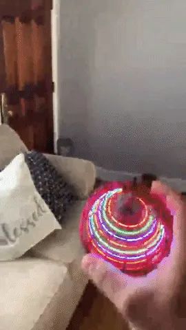 A video from the reviewer displays the illuminated ball performing a boomerang-like motion.