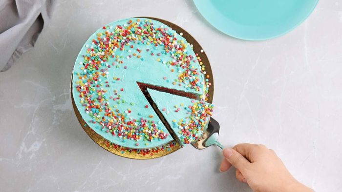Mastering the Art of Cutting a Perfect Cake Slice