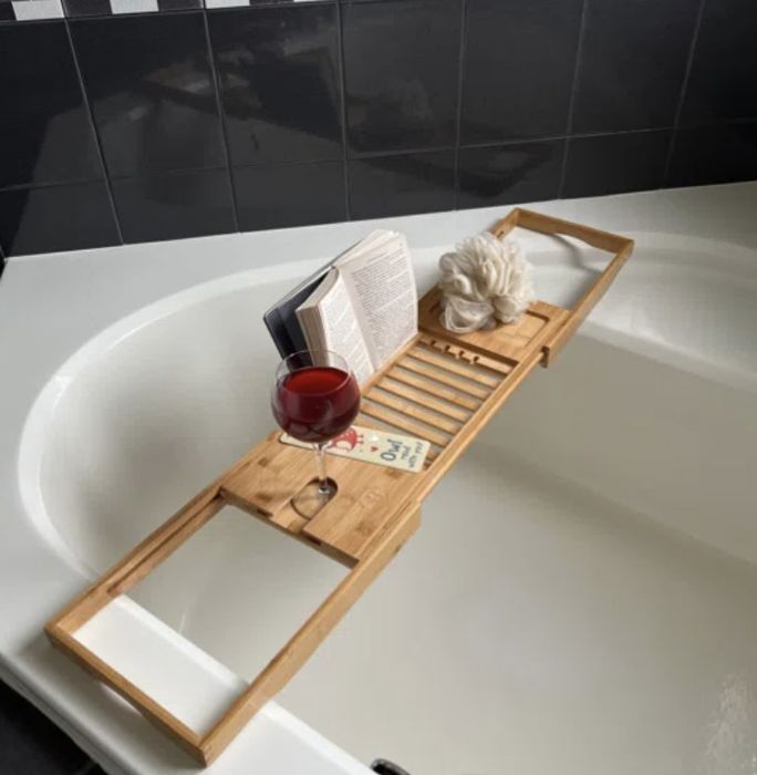 A reviewer's thoughts on the bath tray