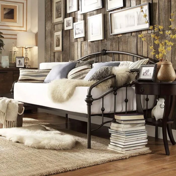 antique-inspired daybed