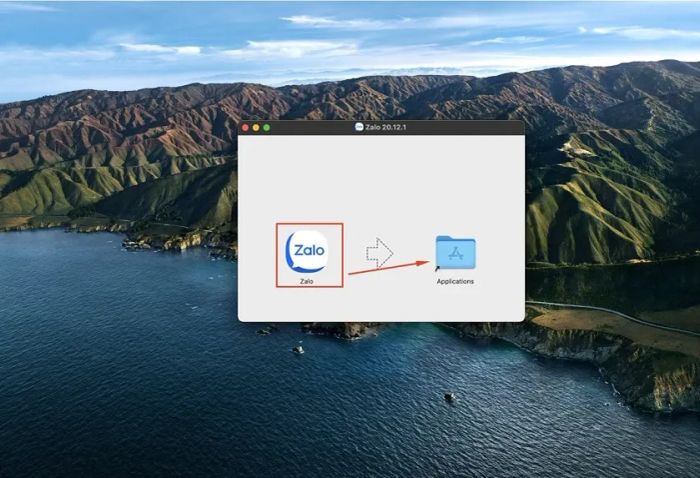 Kéo biểu tượng Zalo vào mục “Applications” để hoàn tất cài đặt.