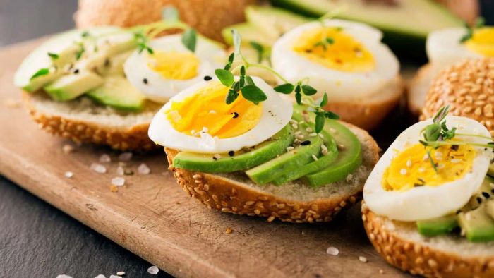 Why You Should Cut Your Avocados the ‘Incorrect’ Way
